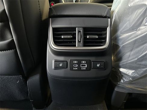 New 2025 Subaru Outback Limited XT image 25