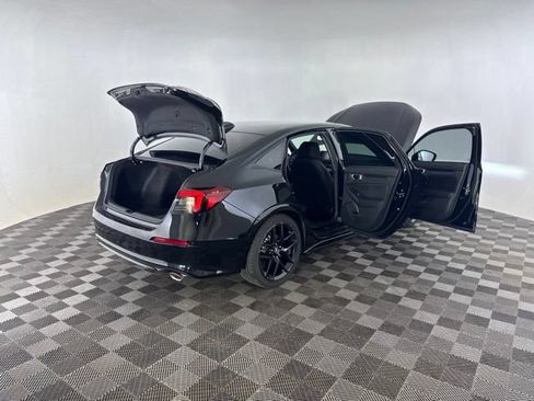 Certified 2025 Honda Civic Sport image 18