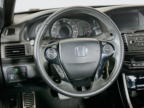 Used 2016 Honda Accord Sport image 17