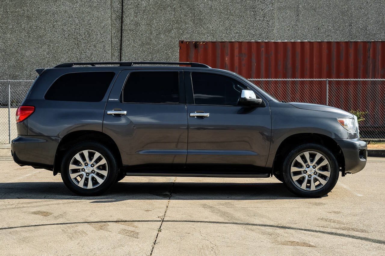 Used 2015 Toyota Sequoia Limited AWD/4WD image 10