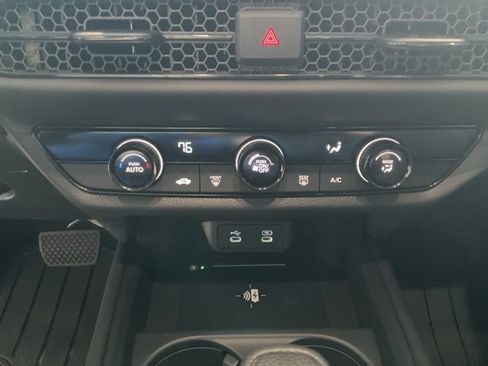 New 2026 Honda HR-V LX image 13
