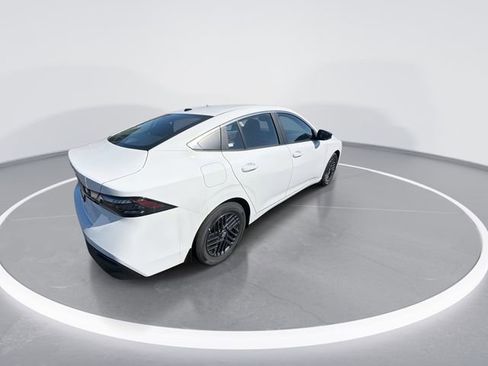 New 2026 Nissan Sentra SV image 7