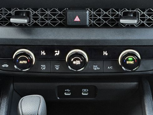 Used 2025 Honda Accord SE image 9