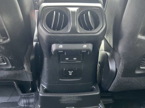 Used 2021 Jeep Wrangler Unlimited Rubicon image 28