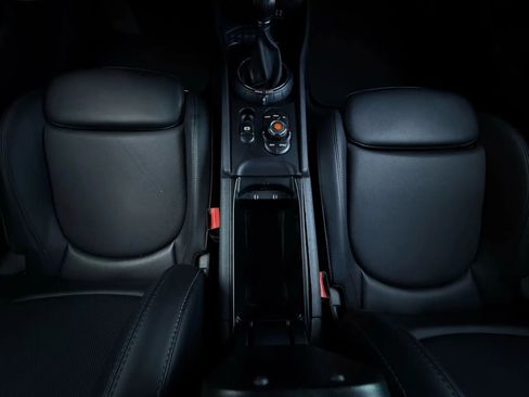 Used 2017 MINI Cooper Clubman S image 48