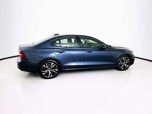 Used 2024 Volvo S60 B5 Plus image 10