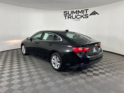 Used 2023 Chevrolet Malibu LT image 3