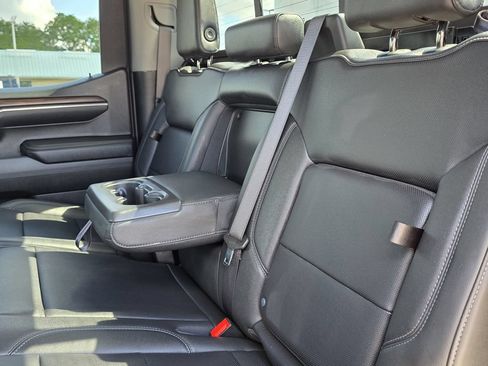 Used 2024 GMC Sierra 1500 SLT w/ SLT Premium Plus Package AWD/4WD image 27