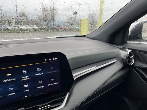 Used 2025 Chevrolet Equinox LT image 35