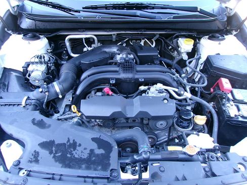 Used 2018 Subaru Legacy 2.5i Premium w/ Eyesight & BSD & Rcta & HBA image 8