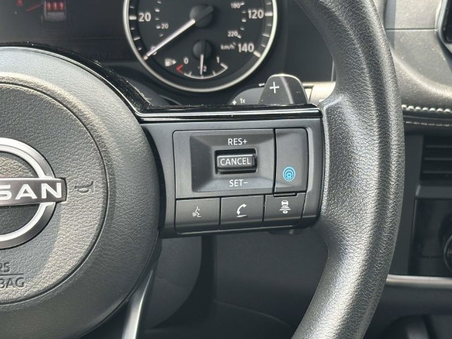 Used 2023 Nissan Rogue SV AWD/4WD image 24