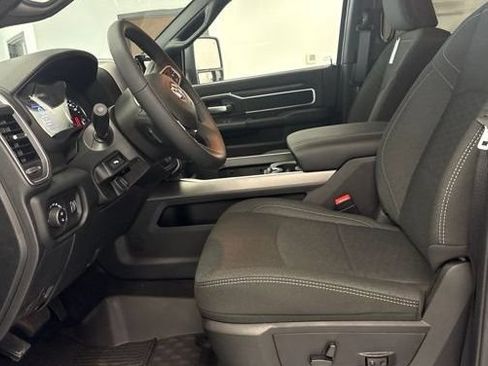 New 2026 RAM 3500 Big Horn AWD/4WD image 11