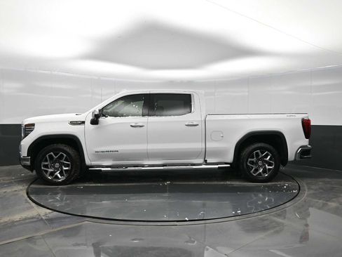 Used 2023 GMC Sierra 1500 SLT w/ SLT Convenience Package image 5