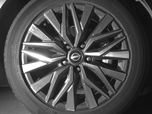 Used 2025 Nissan Altima 2.5 SV FWD image 16