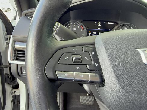 Used 2023 Cadillac XT4 Premium Luxury w/ Technology Package FWD image 23