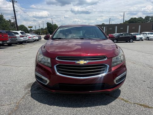 Used 2016 Chevrolet Cruze LT w/ Technology Package FWD image 2
