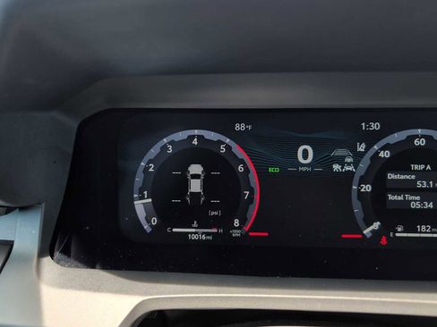 Used 2024 Toyota Tacoma TRD Off-Road AWD/4WD image 10