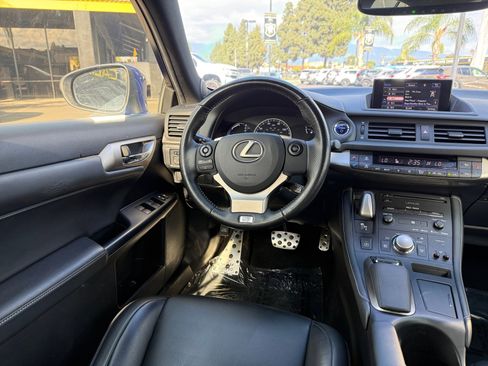 Used 2016 Lexus CT 200h 5dr Hybrid w/ Navigation Package image 20