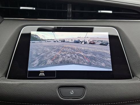 Certified 2023 Cadillac XT4 Luxury w/ Cold Weather Package AWD/4WD image 21