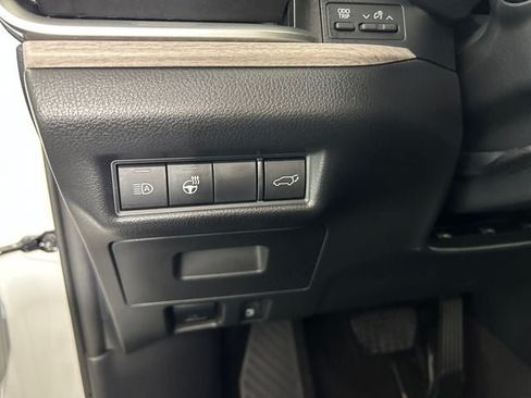 Used 2024 Toyota Grand Highlander AWD image 18