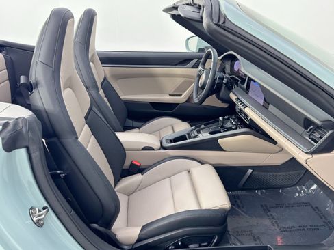Used 2025 Porsche 911 Carrera image 14