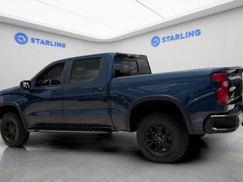 Used 2023 Chevrolet Silverado 1500 ZR2 w/ Technology Package AWD/4WD image 4