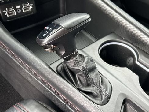 Used 2024 Dodge Durango GT RWD image 31