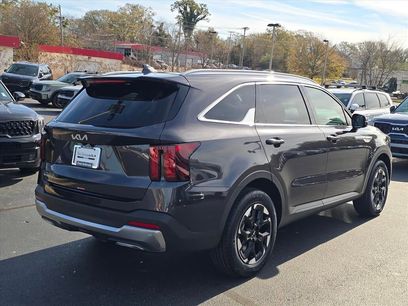 New 2026 Kia Sorento S w/ S Panoramic Sunroof Package