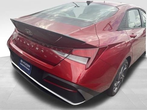 Certified 2025 Hyundai Elantra Sport w/ Cargo Package FWD image 8
