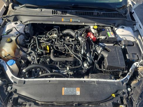 Used 2020 Ford Fusion SE w/ Equipment Group 151A FWD image 32