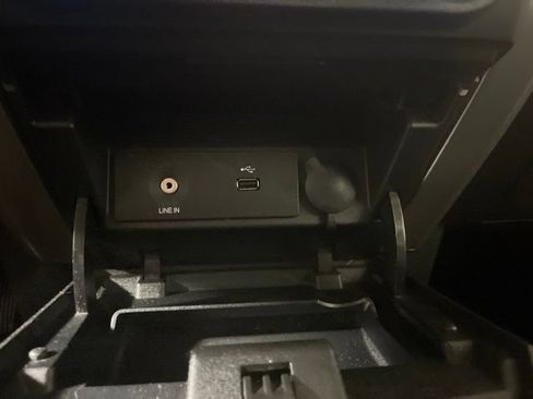 Used 2013 Ford F150 XLT w/ Luxury Equipment Group AWD/4WD image 29