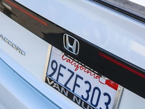 Used 2023 Honda Accord Sport image 11