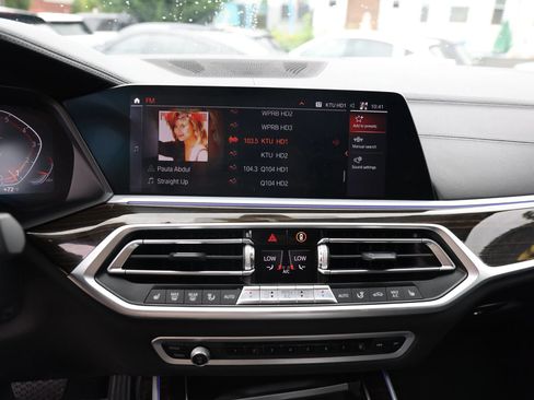 Used 2020 BMW X7 xDrive40i w/ Parking Assistance Package AWD/4WD image 37