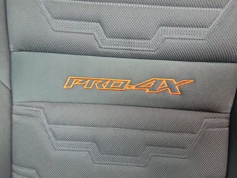 Used 2023 Nissan Frontier PRO-4X w/ Pro Convenience Package AWD/4WD image 21