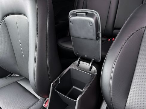 New 2026 Hyundai Kona Limited FWD image 37