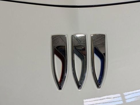 Used 2024 Buick Encore GX Preferred image 9