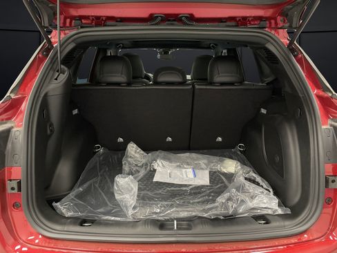 New 2025 Jeep Compass Latitude w/ Sun & Sound Group AWD/4WD image 14