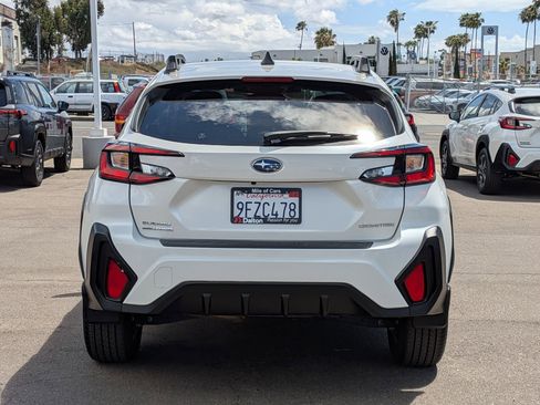 Certified 2024 Subaru Crosstrek 2.0i Premium image 3
