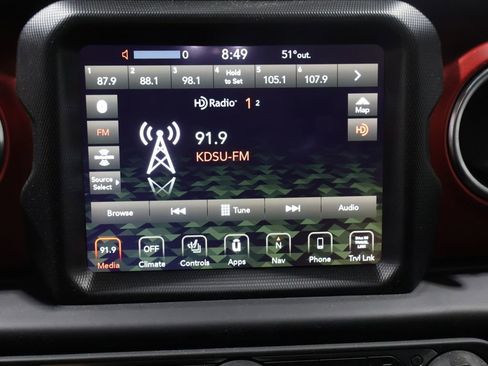 Used 2021 Jeep Wrangler Unlimited Rubicon AWD/4WD image 25