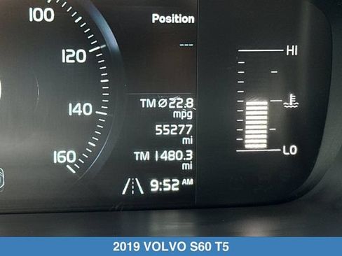 Used 2019 Volvo S60 T5 Momentum w/ Premium Package FWD image 27