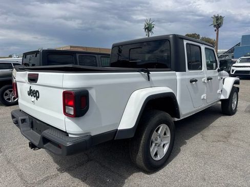 Used 2022 Jeep Gladiator Sport AWD/4WD image 5