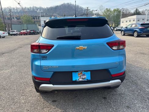 Used 2025 Chevrolet TrailBlazer LT AWD/4WD image 4