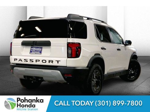 Used 2026 Honda Passport RTL image 12