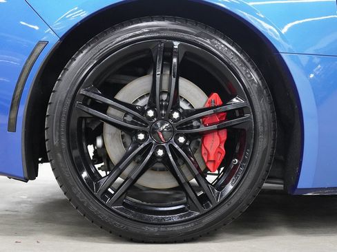 Used 2016 Chevrolet Corvette Stingray Coupe w/ Battery Protection Package RWD image 34