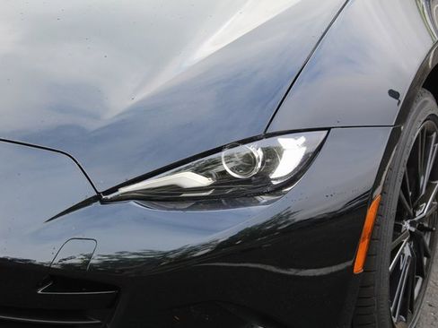 New 2025 MAZDA MX-5 Miata Club w/ Weather Package image 9