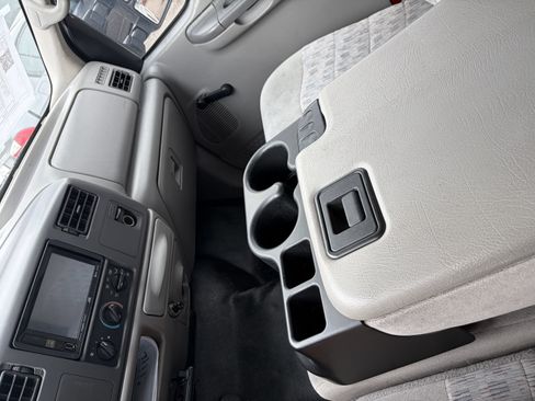 Used 2001 Ford F350 XL RWD image 15