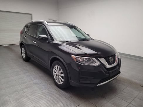 Used 2018 Nissan Rogue SV FWD image 13
