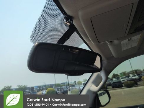 Used 2018 Toyota 4Runner Limited AWD/4WD image 21