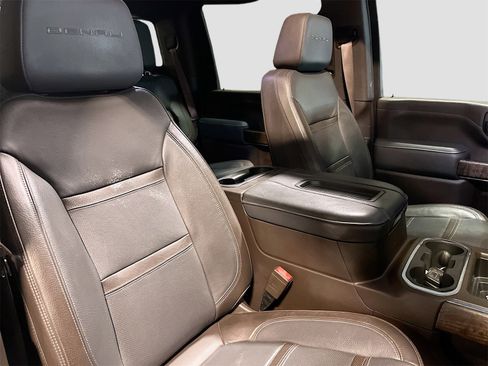 Used 2020 GMC Sierra 2500 Denali w/ Denali Ultimate Package image 30