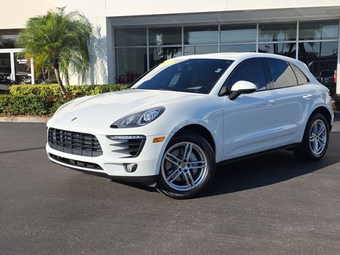 Used 2017 Porsche Macan S image 1